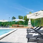 New Luxury Noel With Tennis Court Villa
