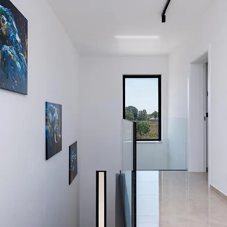 New Luxury Noel With Tennis Court