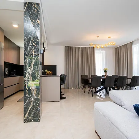 New Luxury Noel With Tennis Court Privlaka (Zadar)