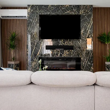 New Luxury Noel With Tennis Court Villa *