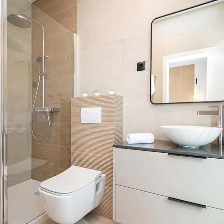 New Luxury Noel With Tennis Court