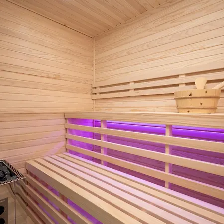 New Luxury Noel With Tennis Court