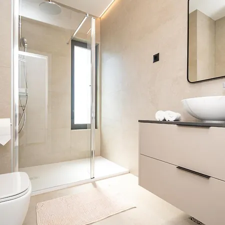 New Luxury Noel With Tennis Court *