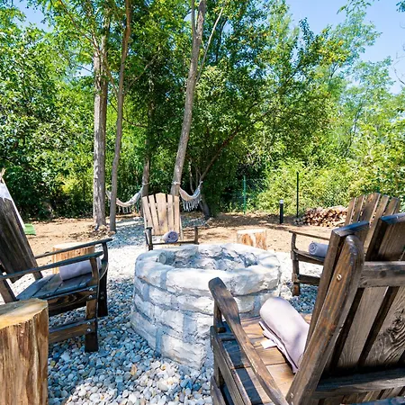 New Luxury Noel With Tennis Court *