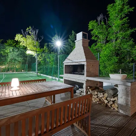 New Luxury Noel With Tennis Court
