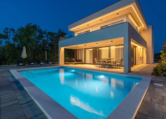New Luxury Noel With Tennis Court Вилла