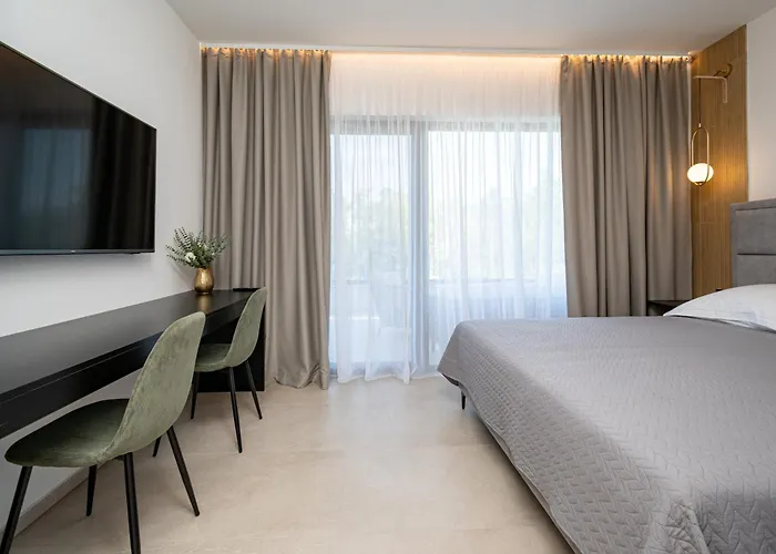 New Luxury Noel With Tennis Court Вилла *